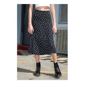 BRANDY MELVILLE BLACK FLORAL MIDI SKIRT (SOLD)
